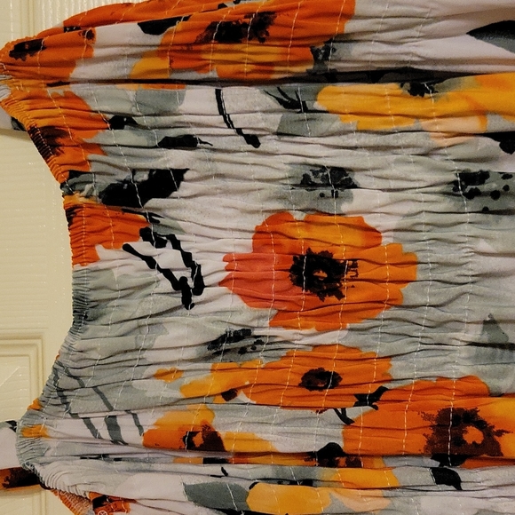 Sundress - Picture 3 of 8